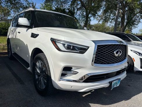 Used 2022 INFINITI QX80 Luxe w/ Cargo Package image 3