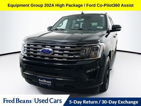Used 2021 Ford Expedition XLT image 3