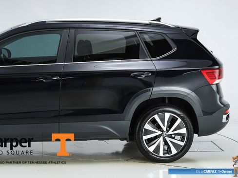 Used 2024 Volkswagen Taos SE FWD image 41