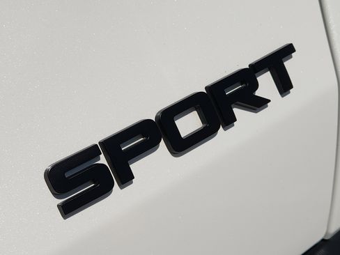 Used 2025 Honda HR-V Sport image 12