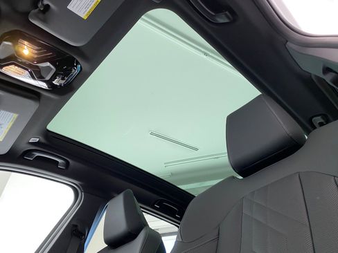 New 2026 BMW X3 xDrive30 w/ Premium Package image 14