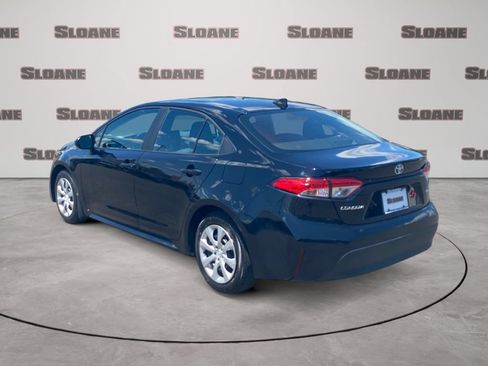Used 2025 Toyota Corolla LE FWD image 1