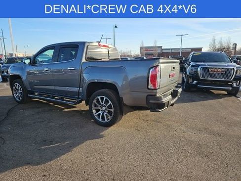 Used 2022 GMC Canyon Denali image 14