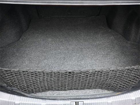 Used 2015 Toyota Avalon XLE image 16