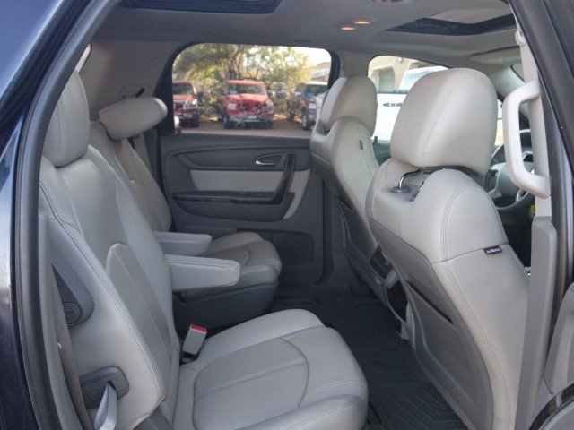 Used 2016 GMC Acadia SLT w/ Open Road Package AWD/4WD image 32