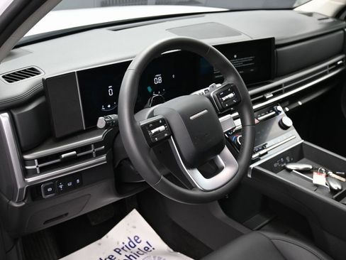 Used 2024 Hyundai Santa Fe SEL image 18