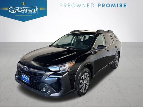 Used 2023 Subaru Outback Premium AWD/4WD image 1