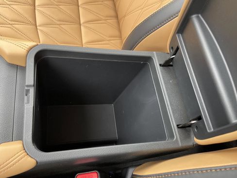 Used 2023 Nissan Sentra SV w/ SV Premium Package image 30