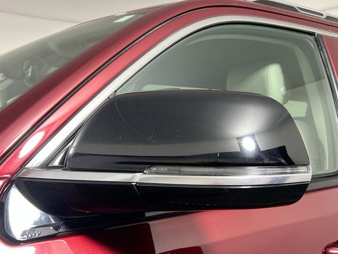 Used 2024 Jeep Wagoneer Series II w/ Flexible Seating Group image 12