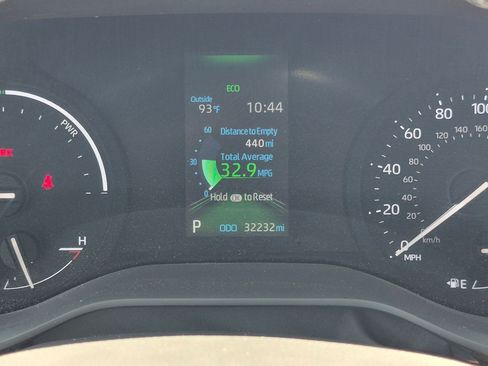 Used 2023 Toyota Sienna XLE FWD image 25