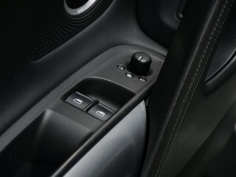 Used 2008 Audi R8 V8 image 11