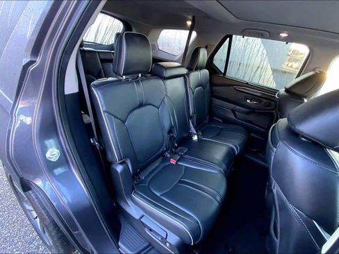 Used 2023 Honda Pilot Elite image 4
