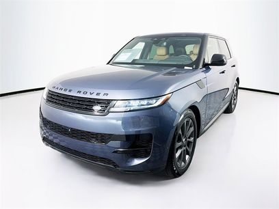 Used 2025 Land Rover Range Rover Sport SE