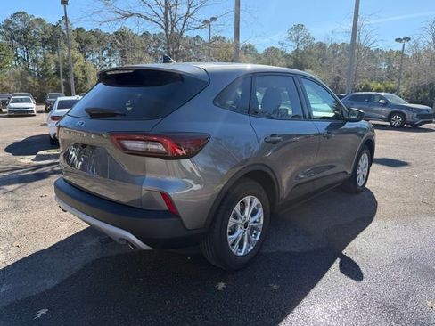 Used 2025 Ford Escape Active FWD image 6
