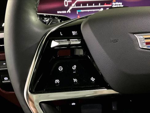 Used 2025 Cadillac Escalade Sport w/ Touring Package AWD/4WD image 23