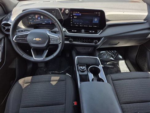 Certified 2026 Chevrolet Equinox LT FWD image 19