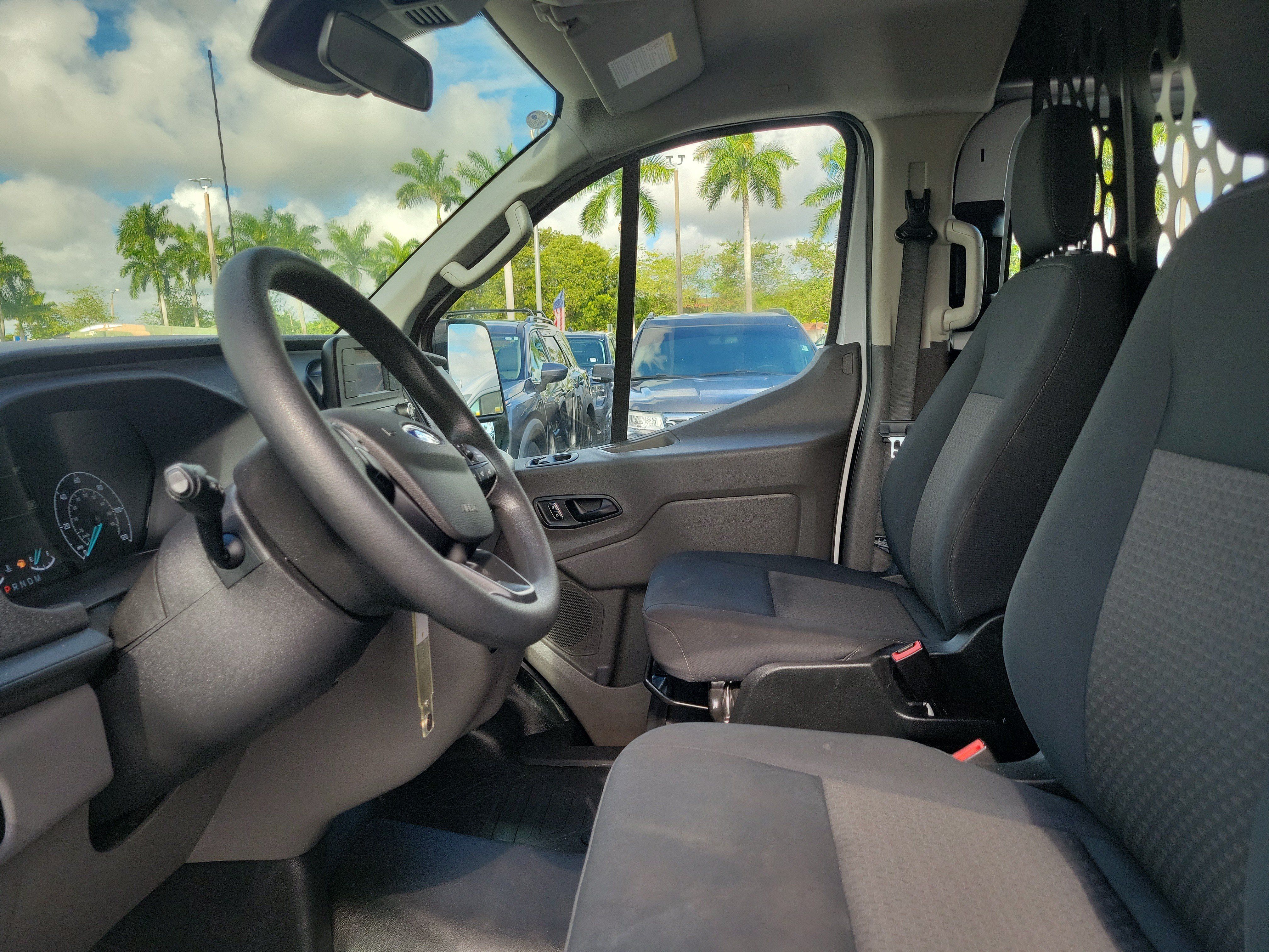 Used 2025 Ford Transit 250 Low Roof w/ Exterior Upgrade Package RWD image 11