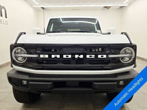 New 2026 Ford Bronco Outer Banks w/ Sasquatch Package AWD/4WD image 7
