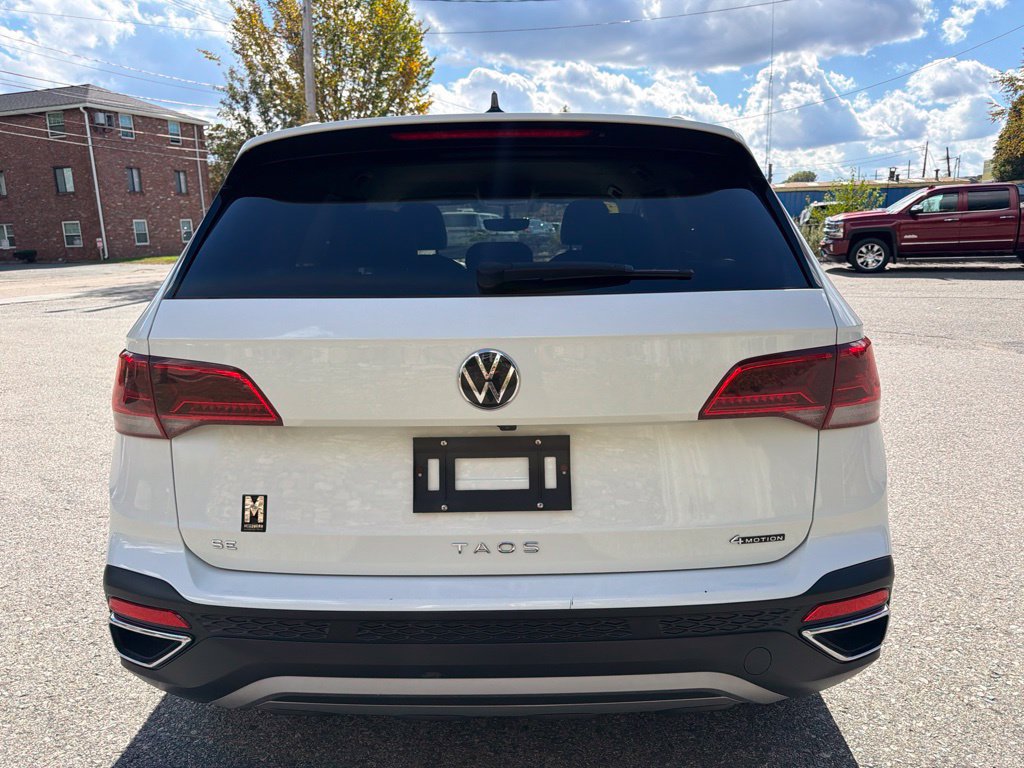 Used 2022 Volkswagen Taos SE AWD/4WD image 5