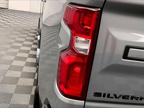 Used 2024 Chevrolet Silverado 1500 High Country w/ LPO, Dark Essentials Package AWD/4WD image 37