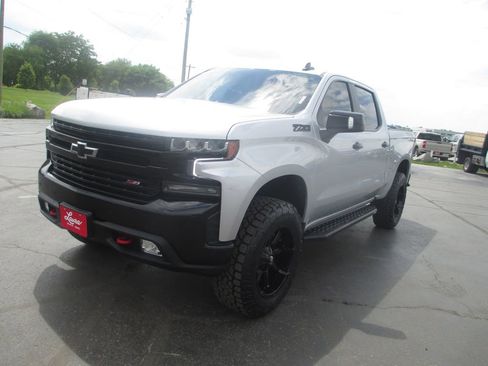 Used 2021 Chevrolet Silverado 1500 LT Trail Boss w/ Convenience Package II AWD/4WD image 11