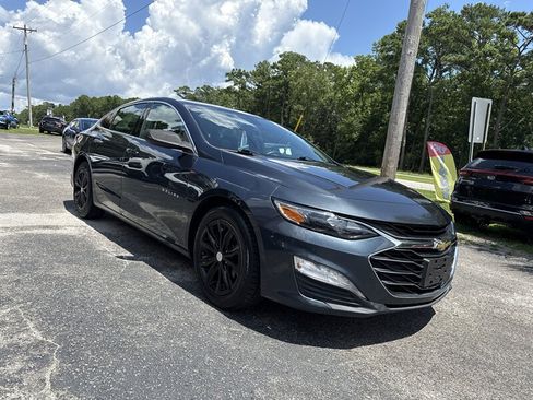 Used 2020 Chevrolet Malibu LT FWD image 3