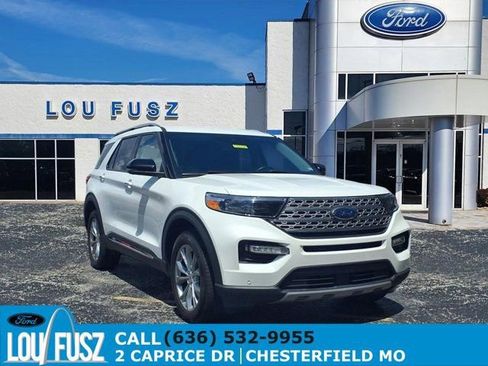 Used 2022 Ford Explorer Limited image 1