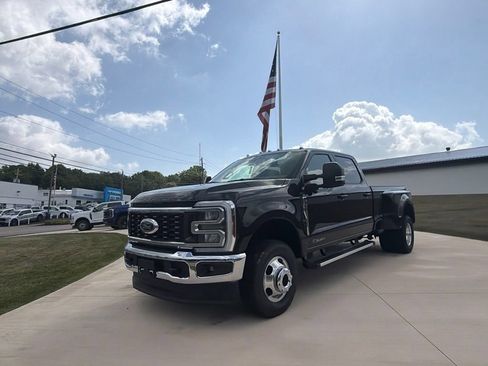 New 2026 Ford F350 XLT w/ XLT Premium Package AWD/4WD image 22