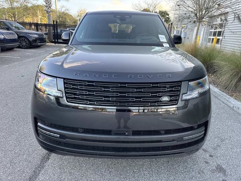 New 2026 Land Rover Range Rover SE image 8