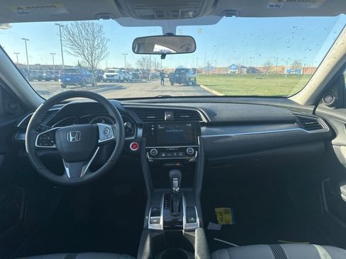 Used 2018 Honda Civic EX image 18