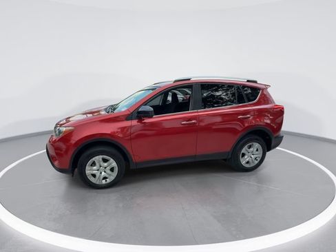 Used 2015 Toyota RAV4 LE FWD image 4
