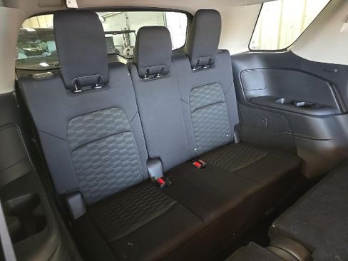 Used 2024 Nissan Pathfinder S AWD/4WD image 14