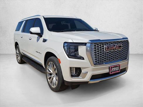 Used 2024 GMC Yukon XL Denali image 3