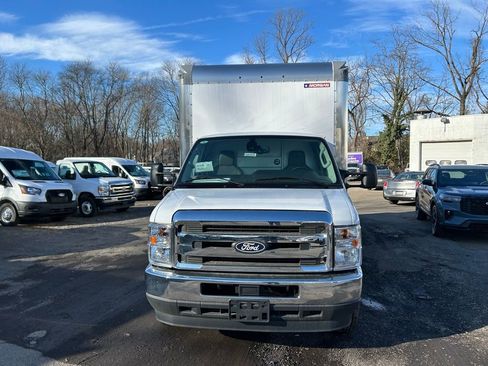New 2026 Ford E-450 and Econoline 450 Super Duty w/ Driver's Safety Package image 2