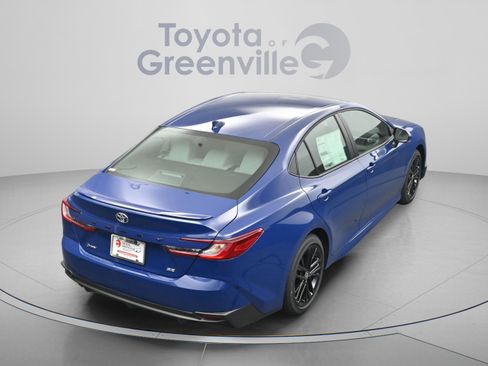New 2026 Toyota Camry SE FWD image 13