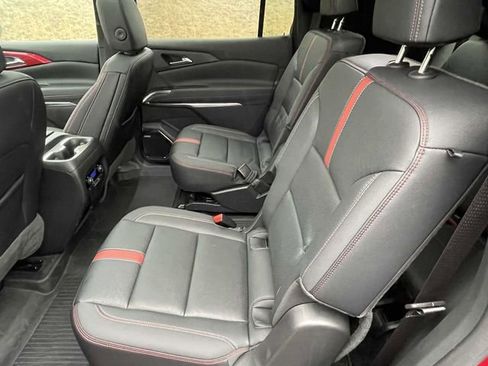Used 2024 Chevrolet Traverse RS w/ LPO, Floor Liner Package image 12