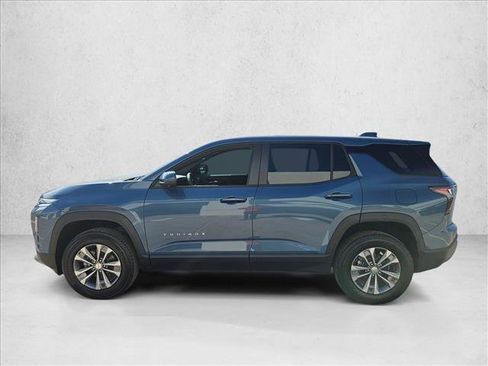 New 2026 Chevrolet Equinox LT w/ Safety and Technology Package FWD image 5