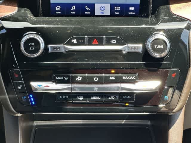 Used 2023 Ford Explorer King Ranch w/ Technology Package AWD/4WD image 15