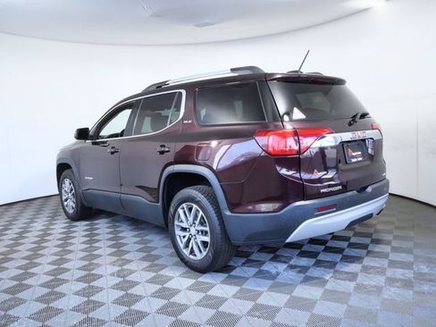 Used 2017 GMC Acadia SLE w/ Driver Alert Package I AWD/4WD image 4