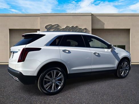 Certified 2023 Cadillac XT5 Premium Luxury w/ Platinum Package image 3