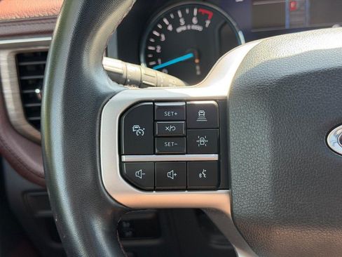 Used 2024 Ford Expedition Limited AWD/4WD image 17