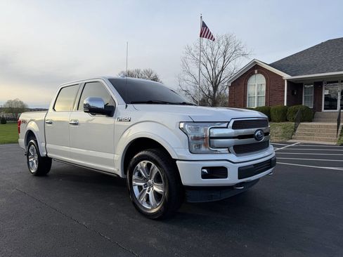 Used 2018 Ford F150 Platinum w/ Equipment Group 701A Luxury image 10