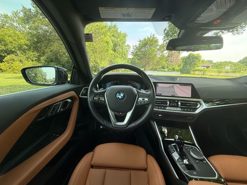 Used 2022 BMW 230i Coupe w/ Premium Package 2 RWD image 15