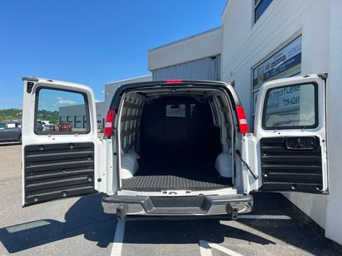 Used 2024 Chevrolet Express 2500 w/ Driver Convenience Package RWD image 22