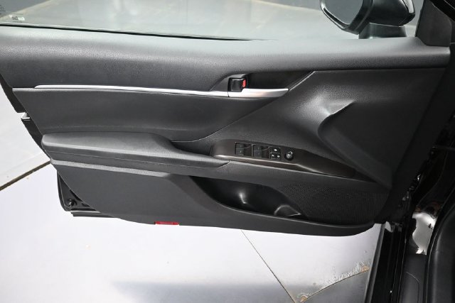 Used 2024 Toyota Camry SE w/ Convenience Package FWD image 23