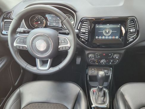 Used 2019 Jeep Compass Altitude image 28