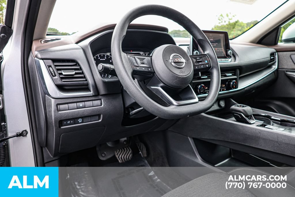 Used 2023 Nissan Rogue SV AWD/4WD image 26