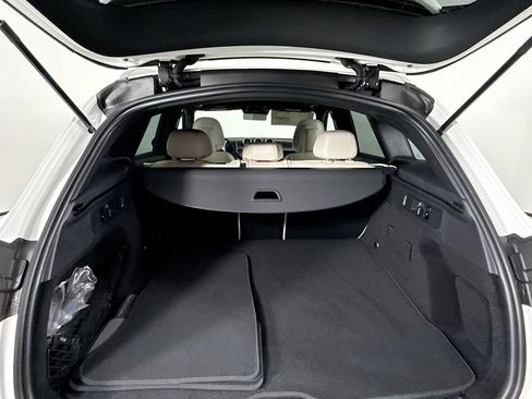 Used 2026 Mercedes-Benz GLC 300 4MATIC image 28