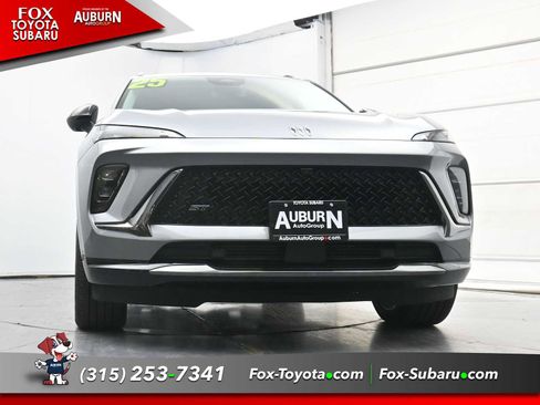 Used 2025 Buick Envision Sport Touring AWD/4WD image 23