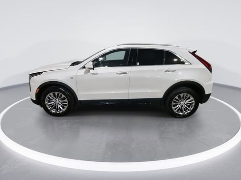 Used 2024 Cadillac XT4 Premium Luxury image 5